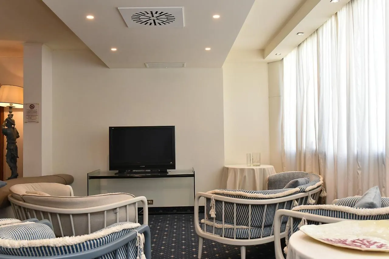 Hotel Anthony Lido di Jesolo 4*,  Italien